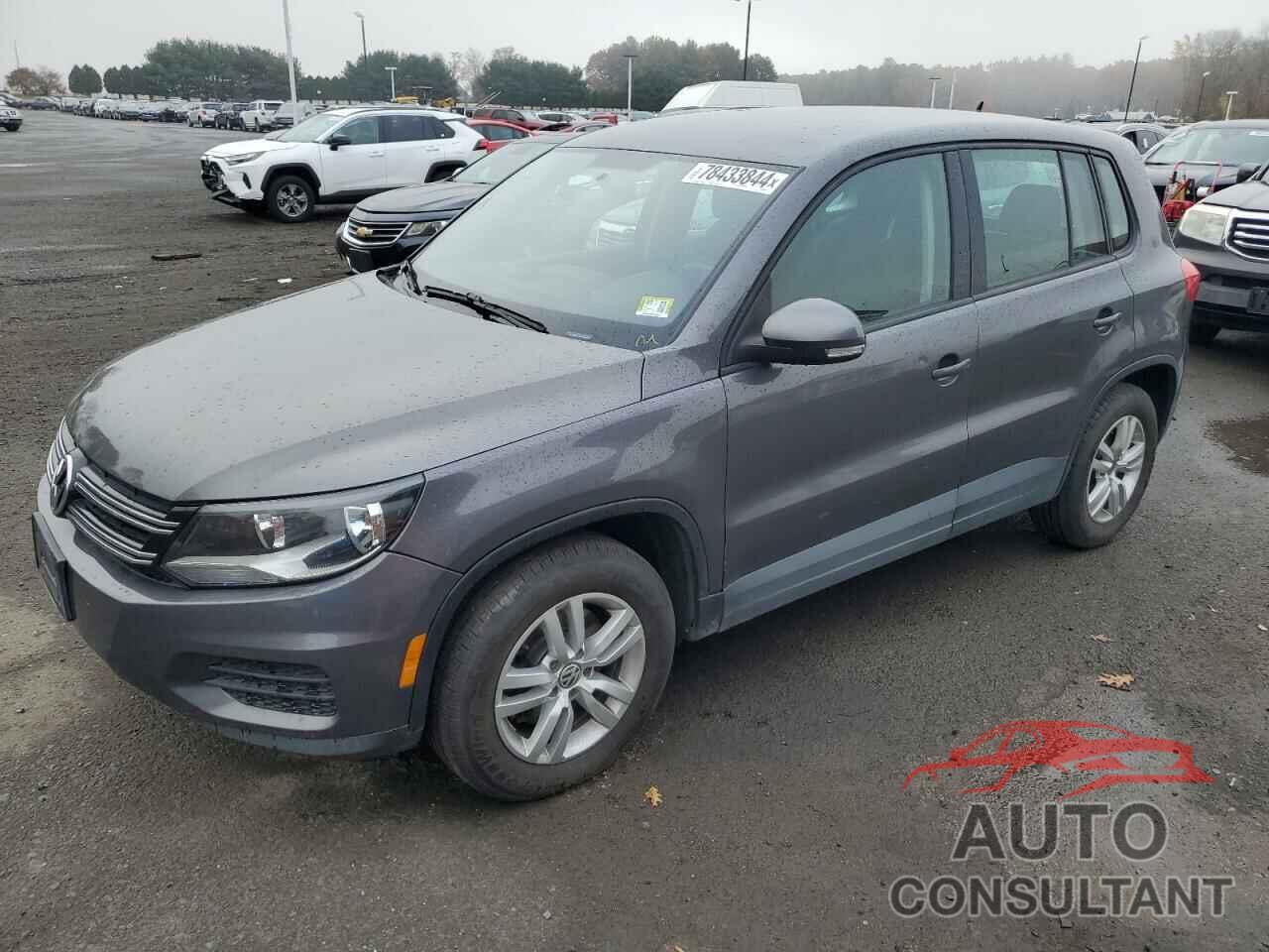 VOLKSWAGEN TIGUAN 2012 - WVGBV7AX4CW000921