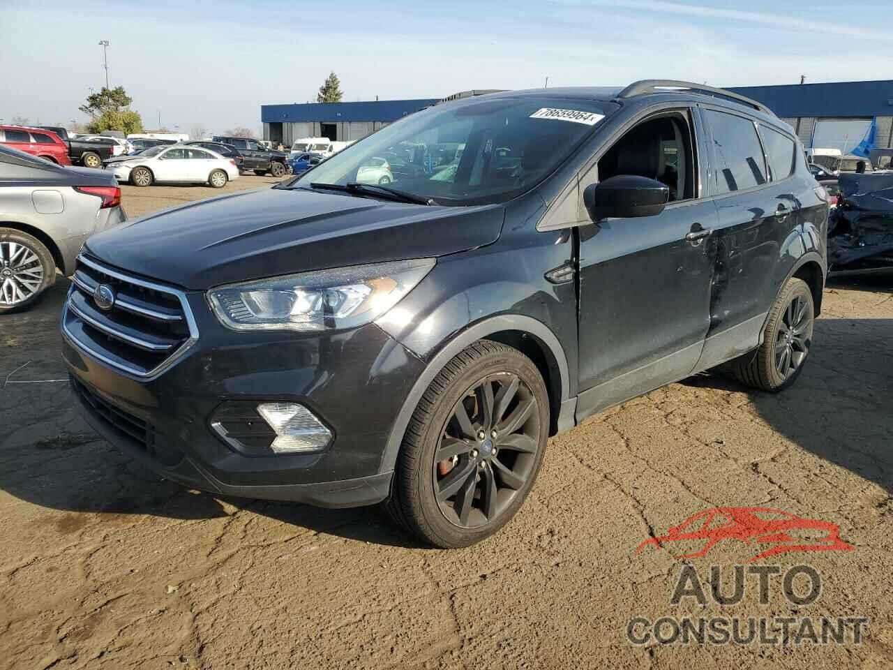 FORD ESCAPE 2017 - 1FMCU9G9XHUA50513