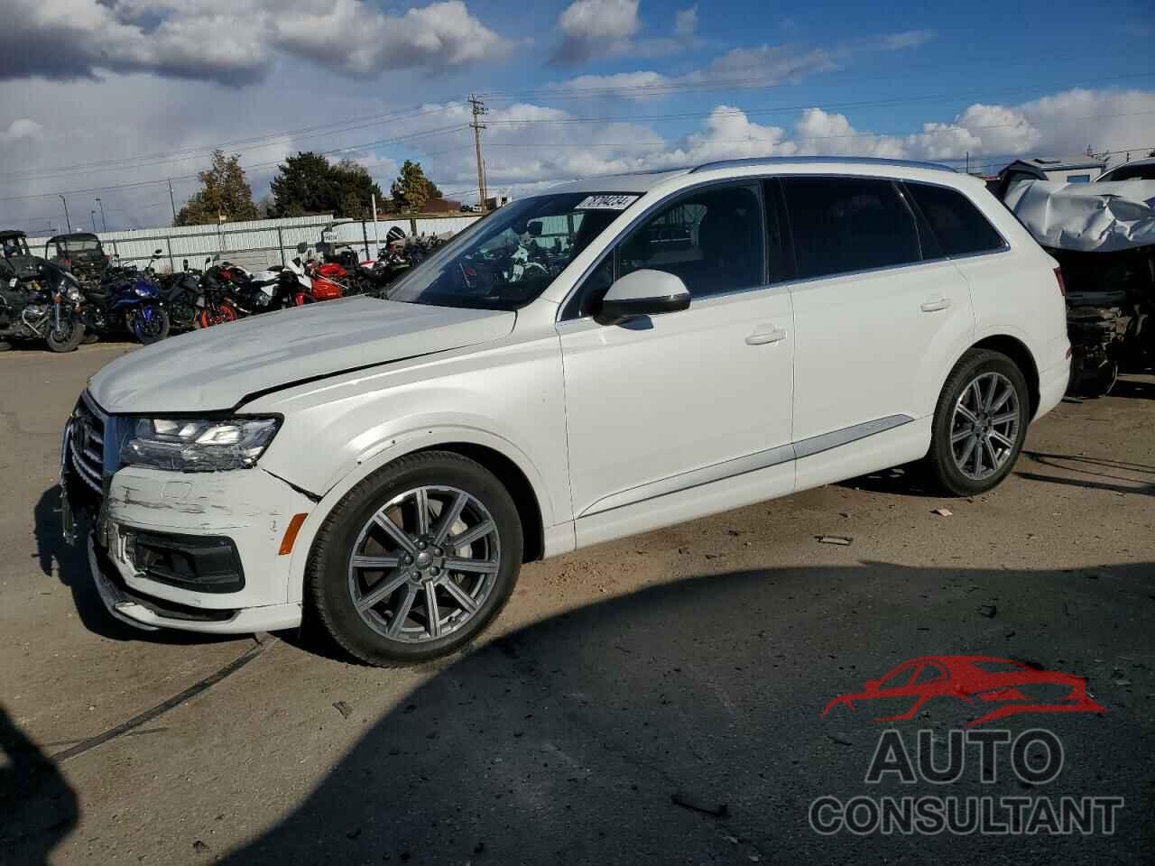 AUDI Q7 2017 - WA1VAAF70HD042390