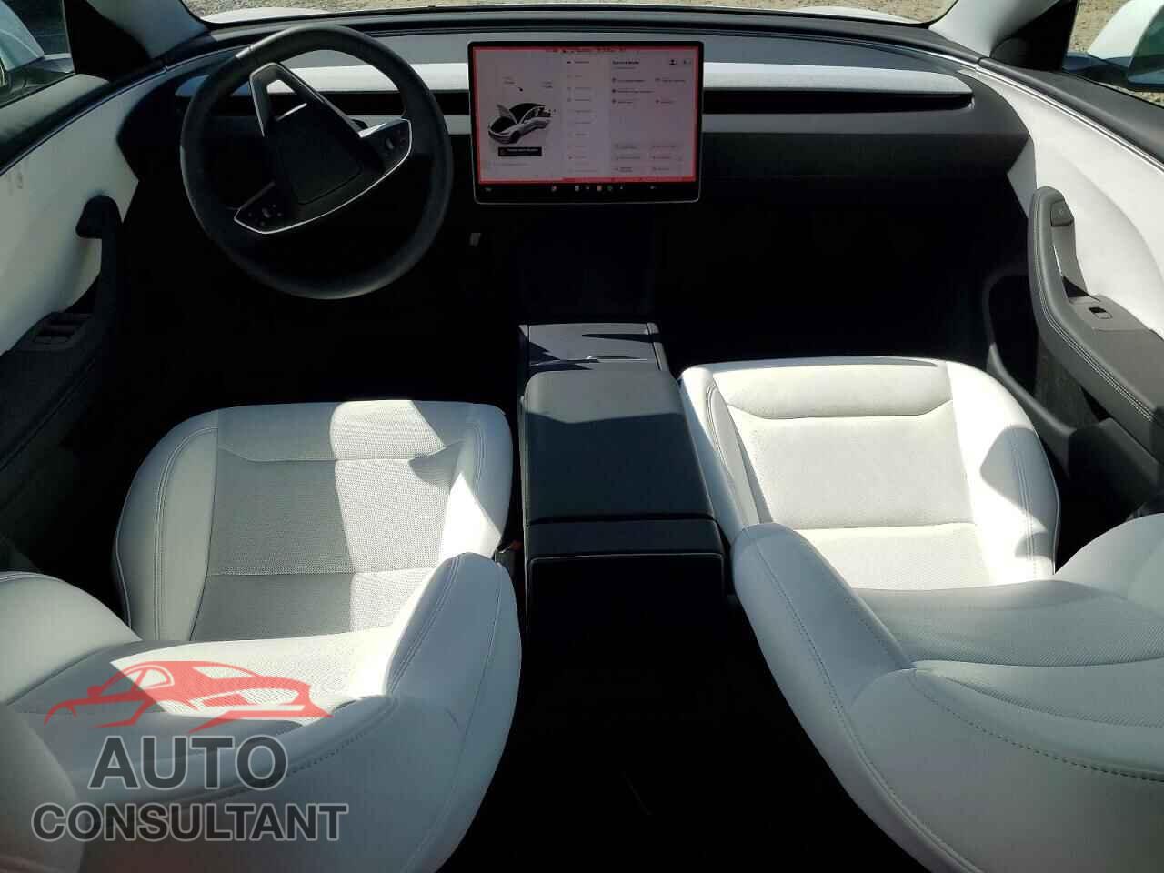 TESLA MODEL 3 2025 - 5YJ3E1EA1SF068804