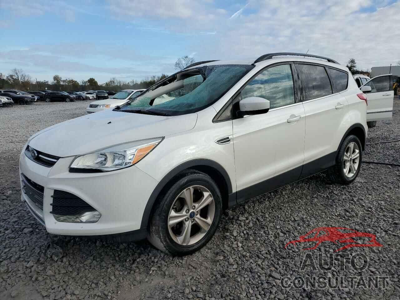 FORD ESCAPE 2015 - 1FMCU0GX2FUC11881