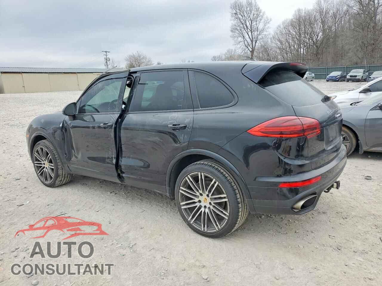 PORSCHE CAYENNE 2017 - WP1AA2A21HKA86236