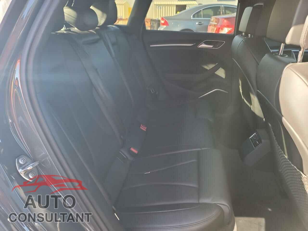 AUDI A3 2017 - WAUTPBFFXHA146442