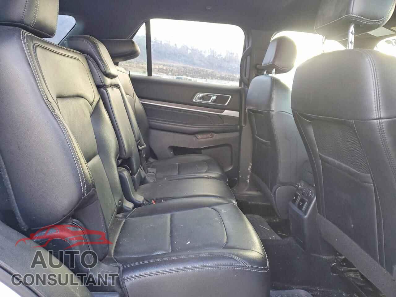 FORD EXPLORER 2017 - 1FM5K8F88HGC34185