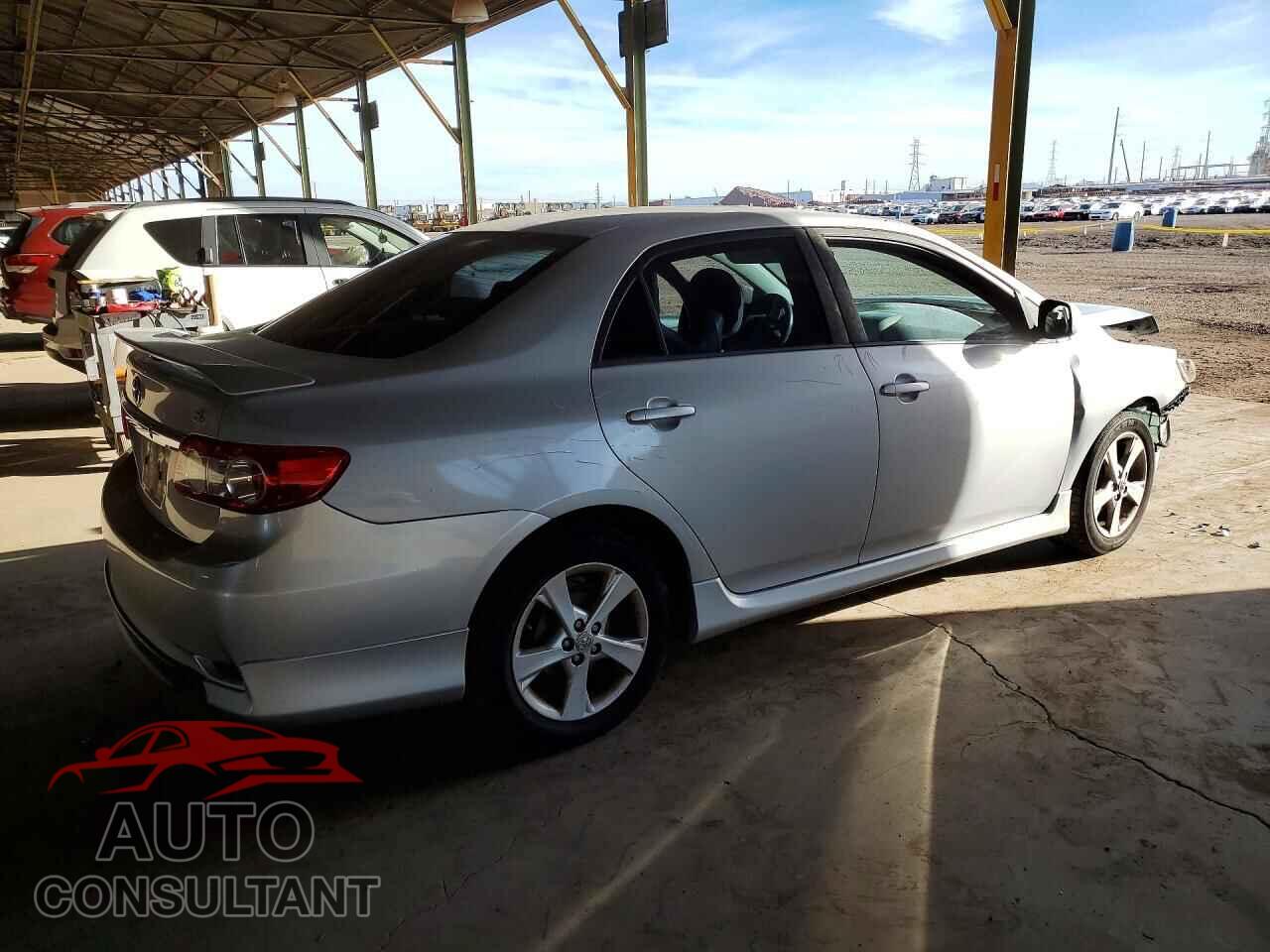 TOYOTA COROLLA 2011 - 2T1BU4EEXBC564739