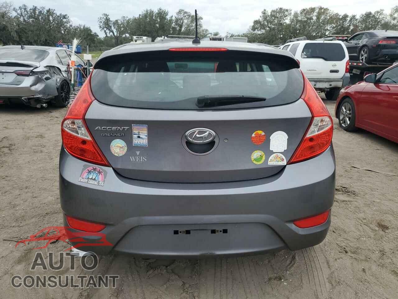 HYUNDAI ACCENT 2013 - KMHCU5AE1DU138357