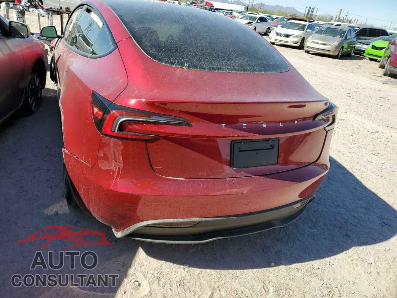TESLA MODEL 3 2024 - 5YJ3E1EA0RF828537