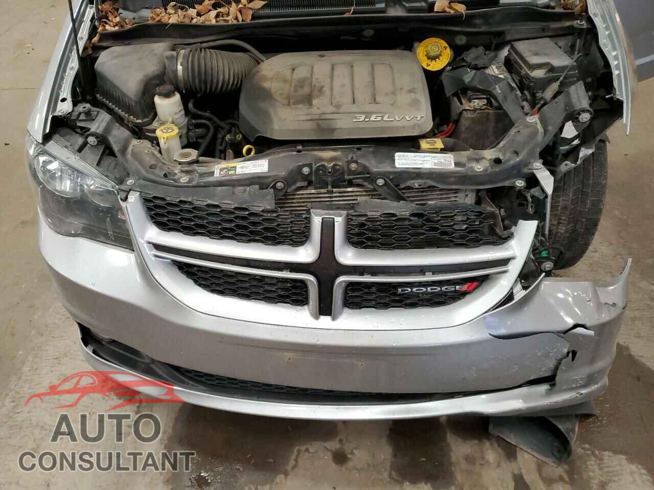 DODGE CARAVAN 2018 - 2C4RDGEG9JR201512