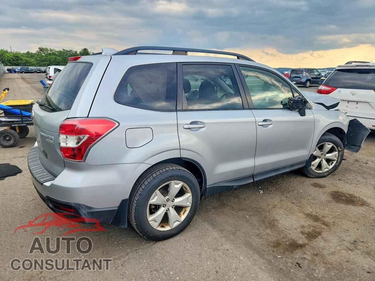 SUBARU FORESTER 2016 - JF2SJAFC3GH472879