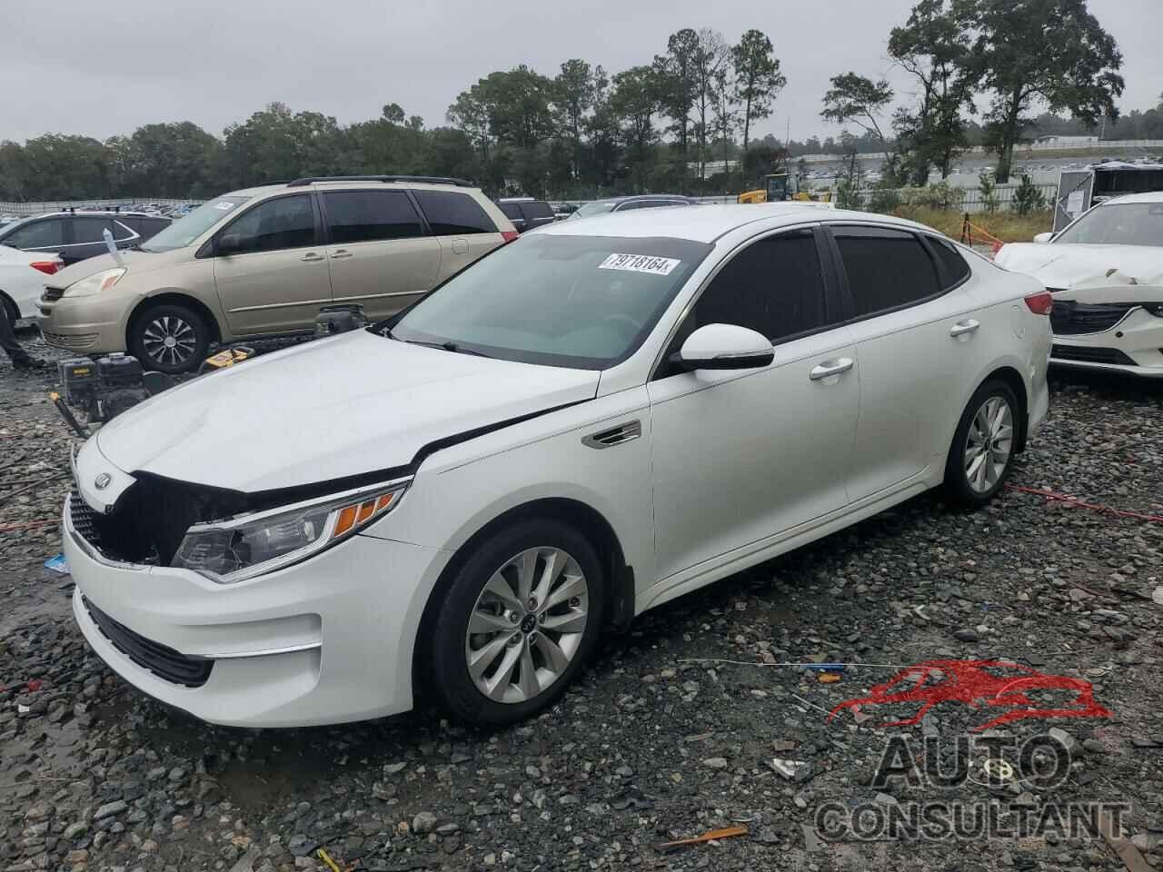 KIA OPTIMA 2018 - 5XXGT4L32JG257499