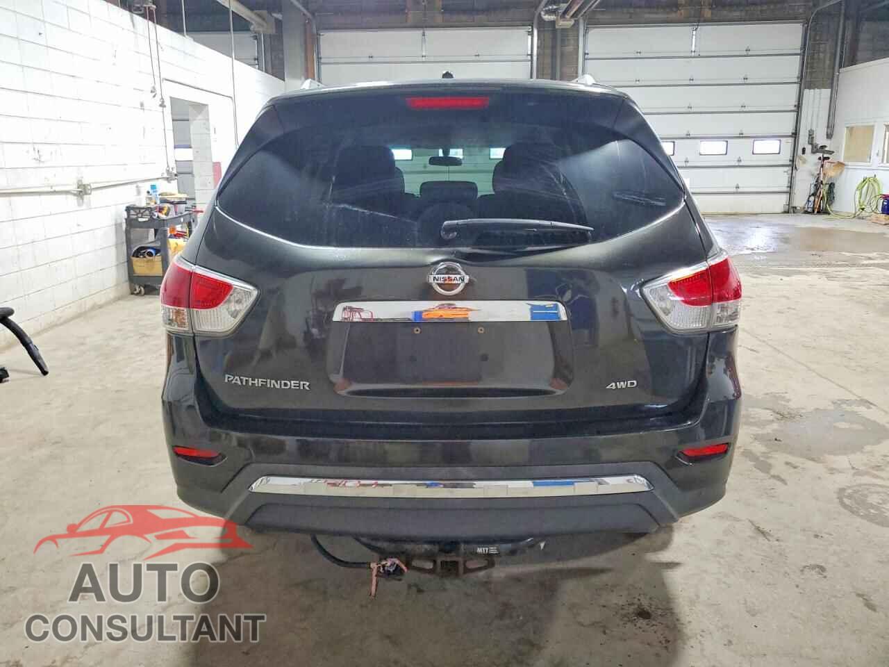 NISSAN PATHFINDER 2015 - 5N1AR2MM5FC695162