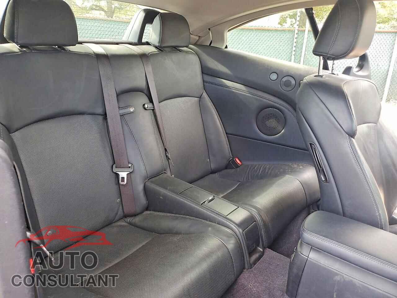 LEXUS IS 2013 - JTHFF2C2XD2527568