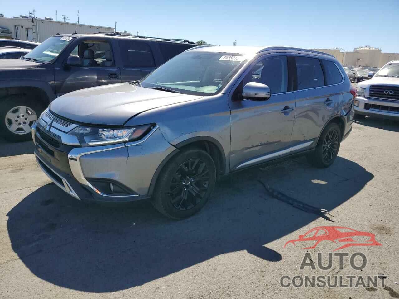 MITSUBISHI OUTLANDER 2019 - JA4AD3A31KZ027655