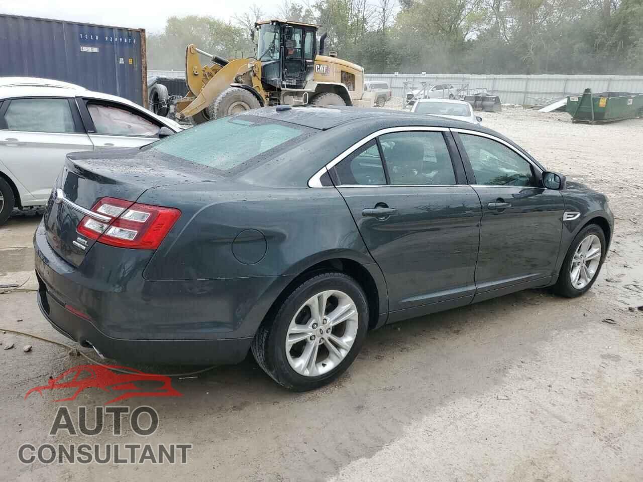FORD TAURUS 2016 - 1FAHP2E85GG109215