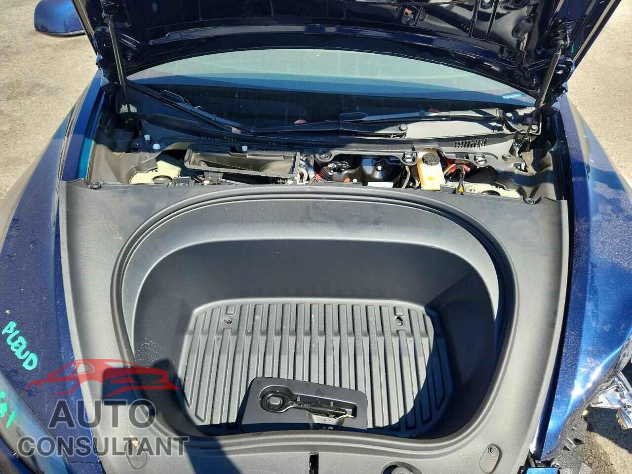 TESLA MODEL 3 2026 - 5YJ3E1EA1TF209646