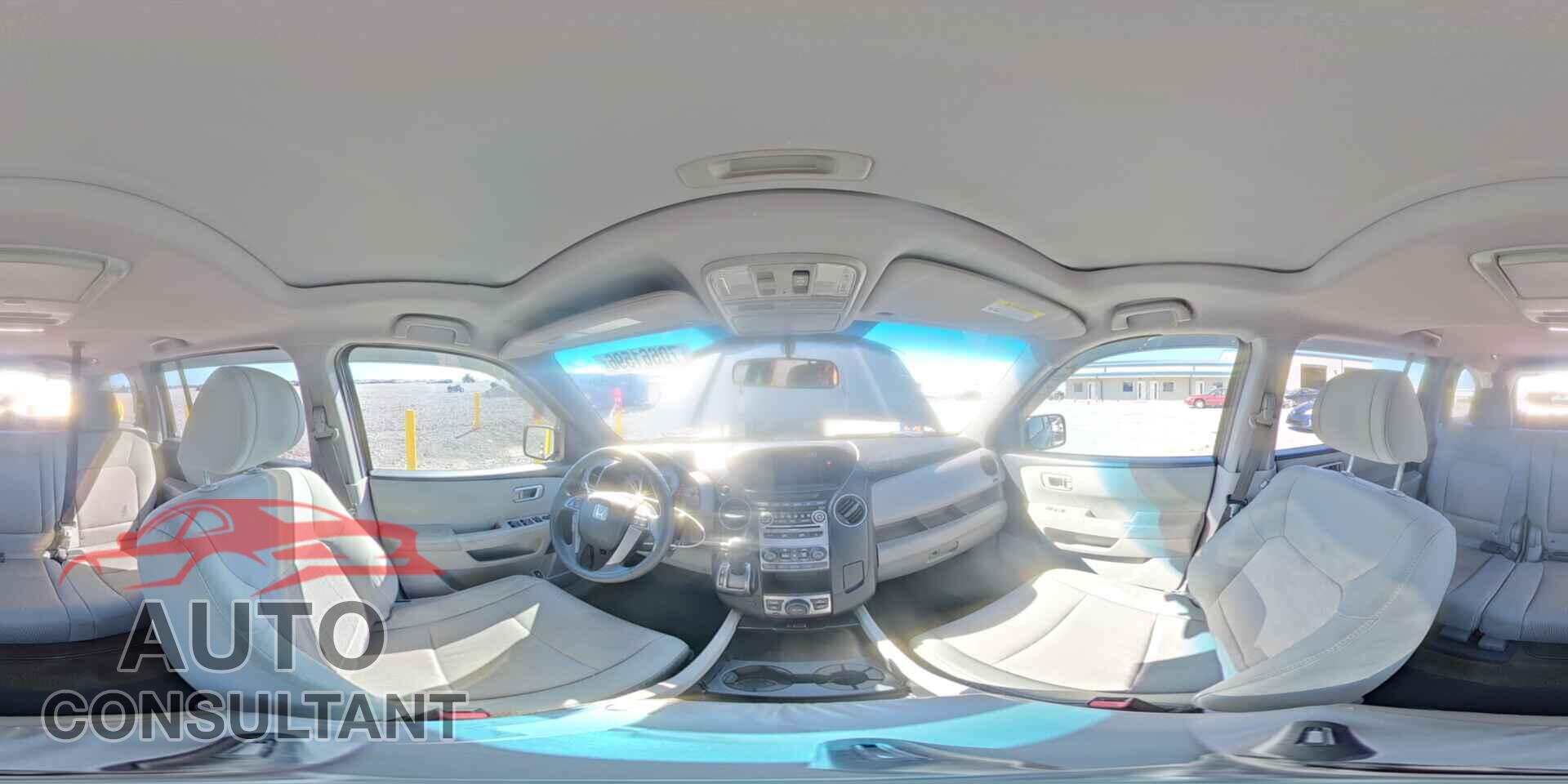 HONDA PILOT 2015 - 5FNYF3H37FB005109