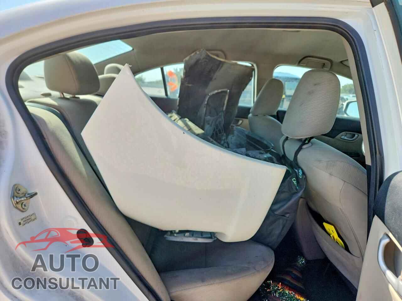 HONDA CIVIC 2013 - 2HGFB2F55DH585745