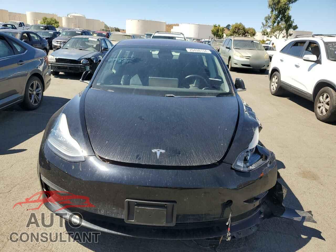 TESLA MODEL 3 2018 - 5YJ3E1EA4JF008434