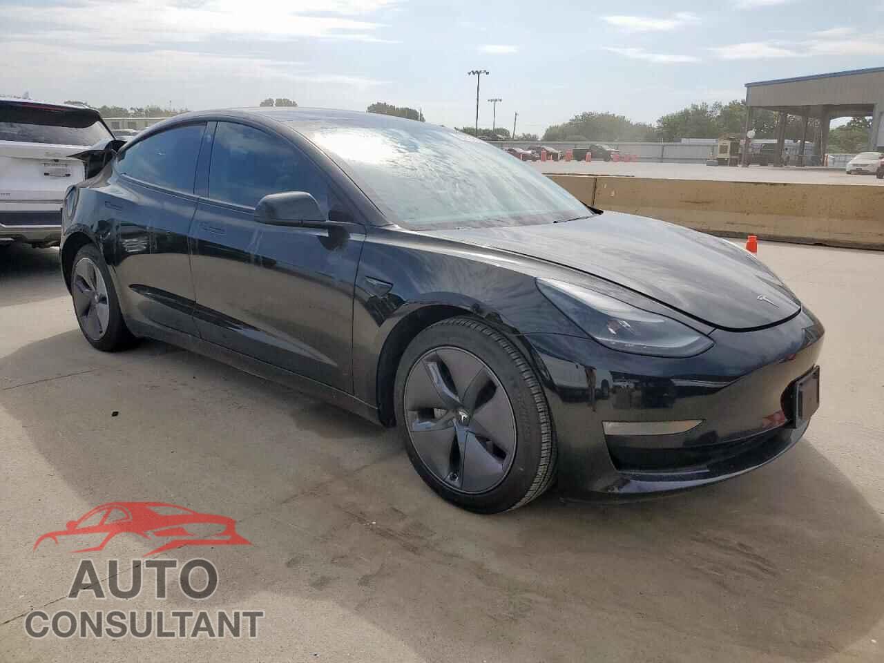 TESLA MODEL 3 2021 - 5YJ3E1EB4MF919036