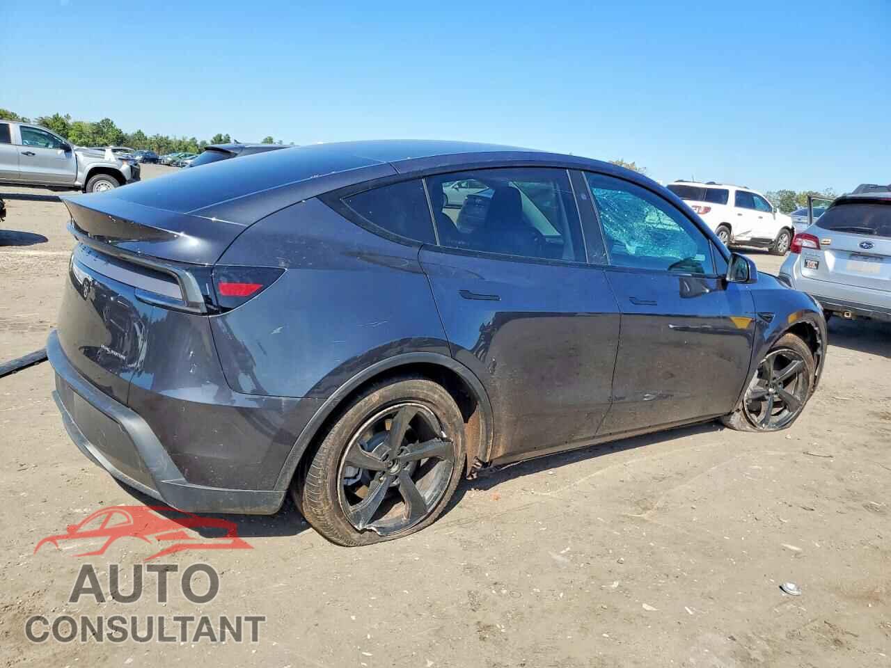 TESLA MODEL Y 2026 - 7SAYGDEEXTA413284