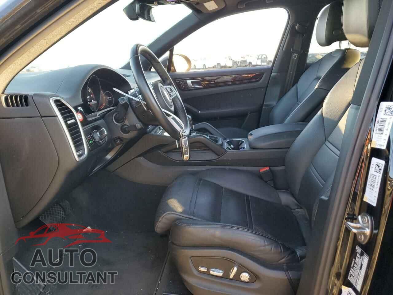 PORSCHE CAYENNE 2019 - WP1AA2AY7KDA14473