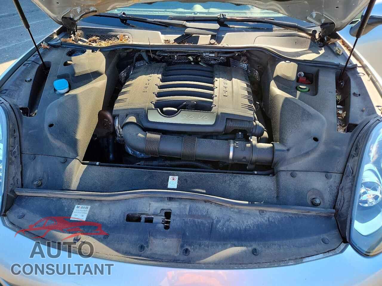 PORSCHE CAYENNE 2018 - WP1AA2A25JKA06295