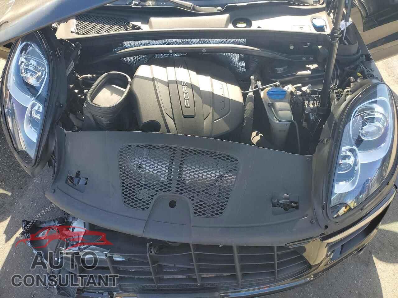 PORSCHE MACAN 2018 - WP1AA2A59JLB00104