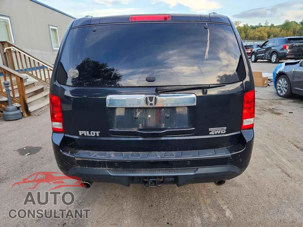HONDA PILOT 2013 - 5FNYF4H98DB042063