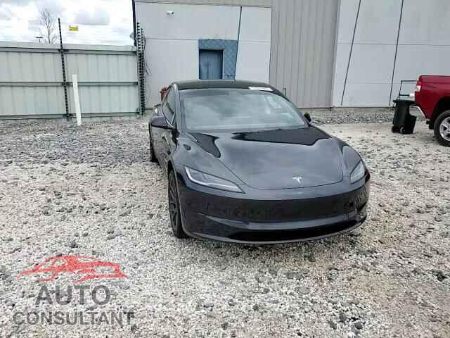 TESLA MODEL 3 2025 - 5YJ3E1EA3SF026361