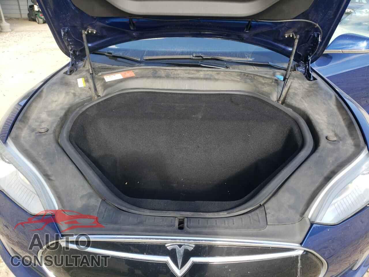 TESLA MODEL S 2015 - 5YJSA1E24FF104815