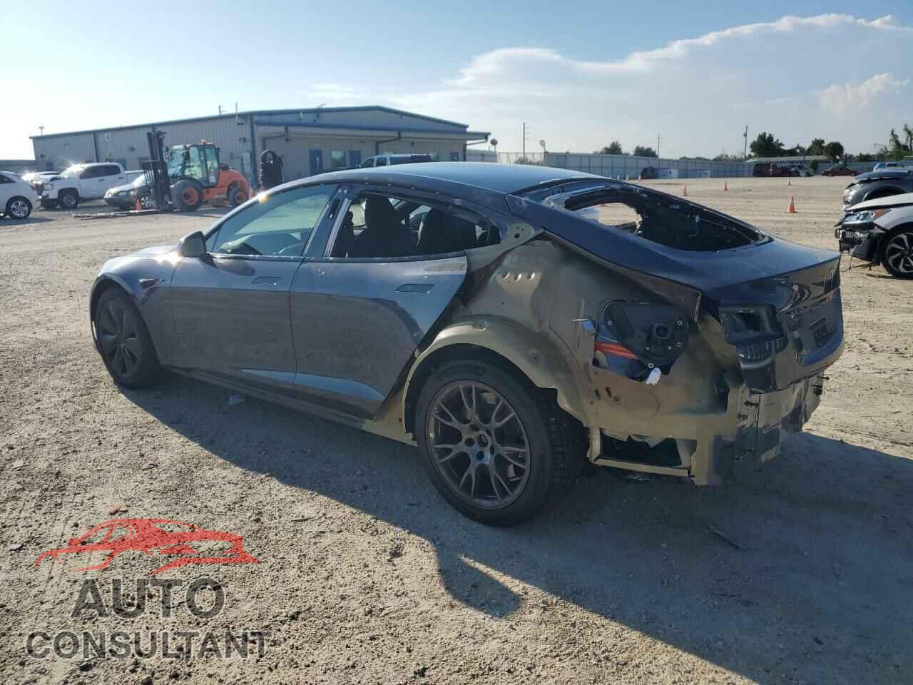 TESLA MODEL S 2022 - 5YJSA1E50NF476581