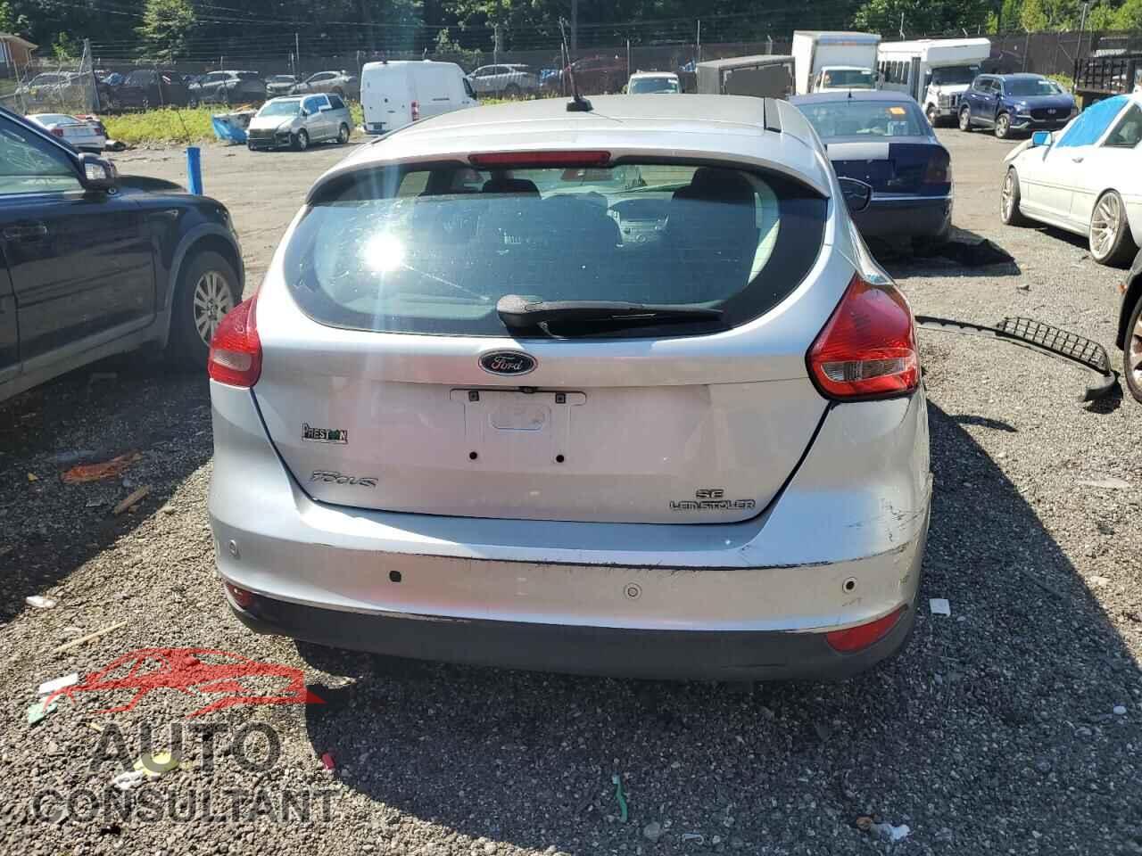 FORD FOCUS 2015 - 1FADP3K26FL366359