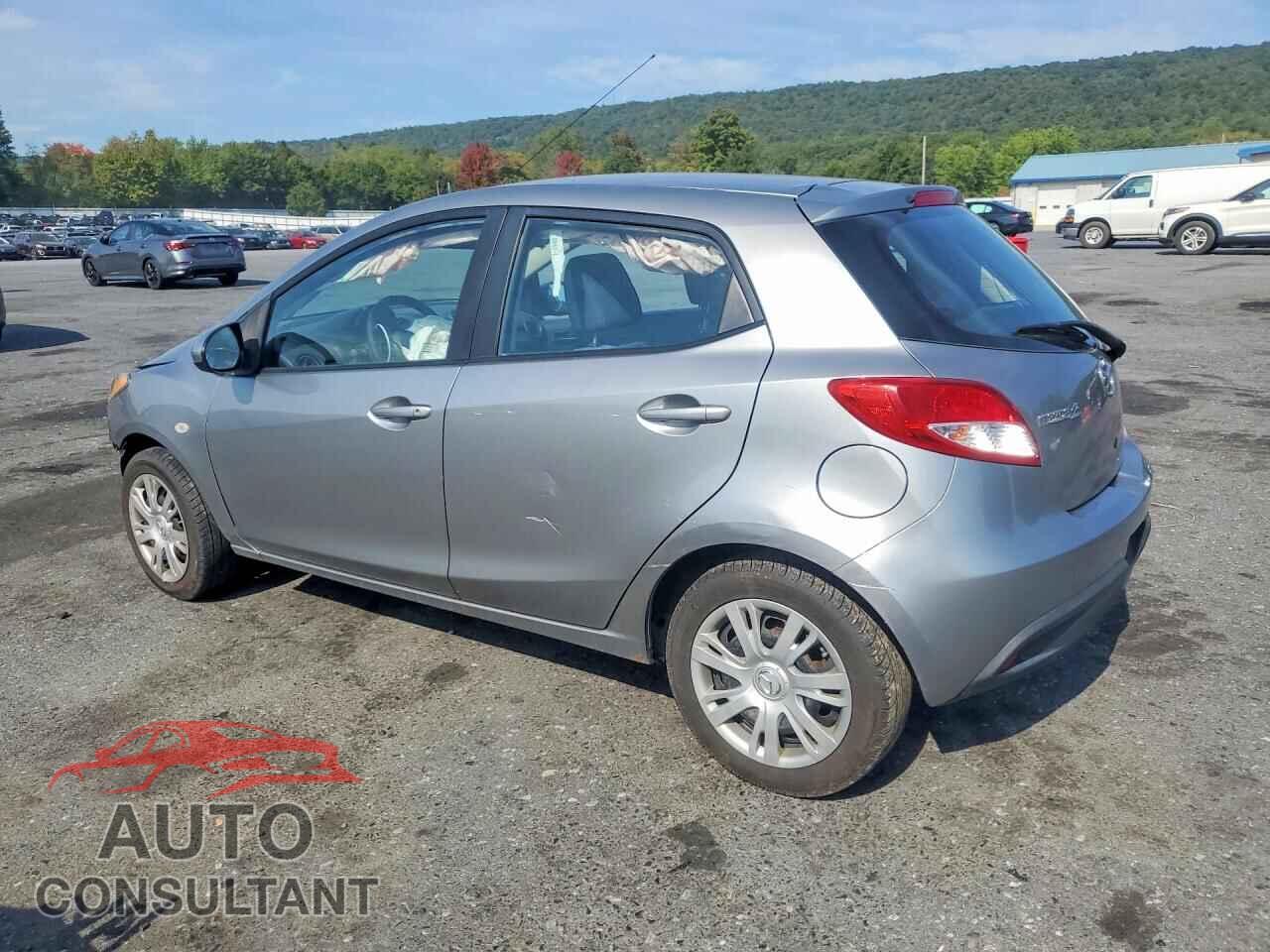 MAZDA 2 2013 - JM1DE1KZ0D0163127