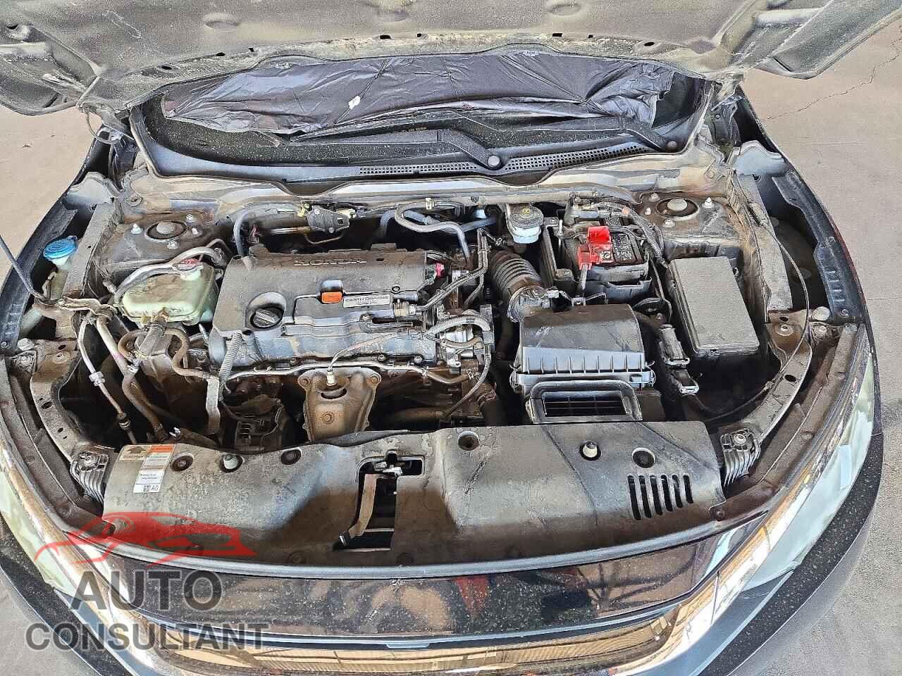 HONDA CIVIC 2018 - 19XFC2F71JE019005