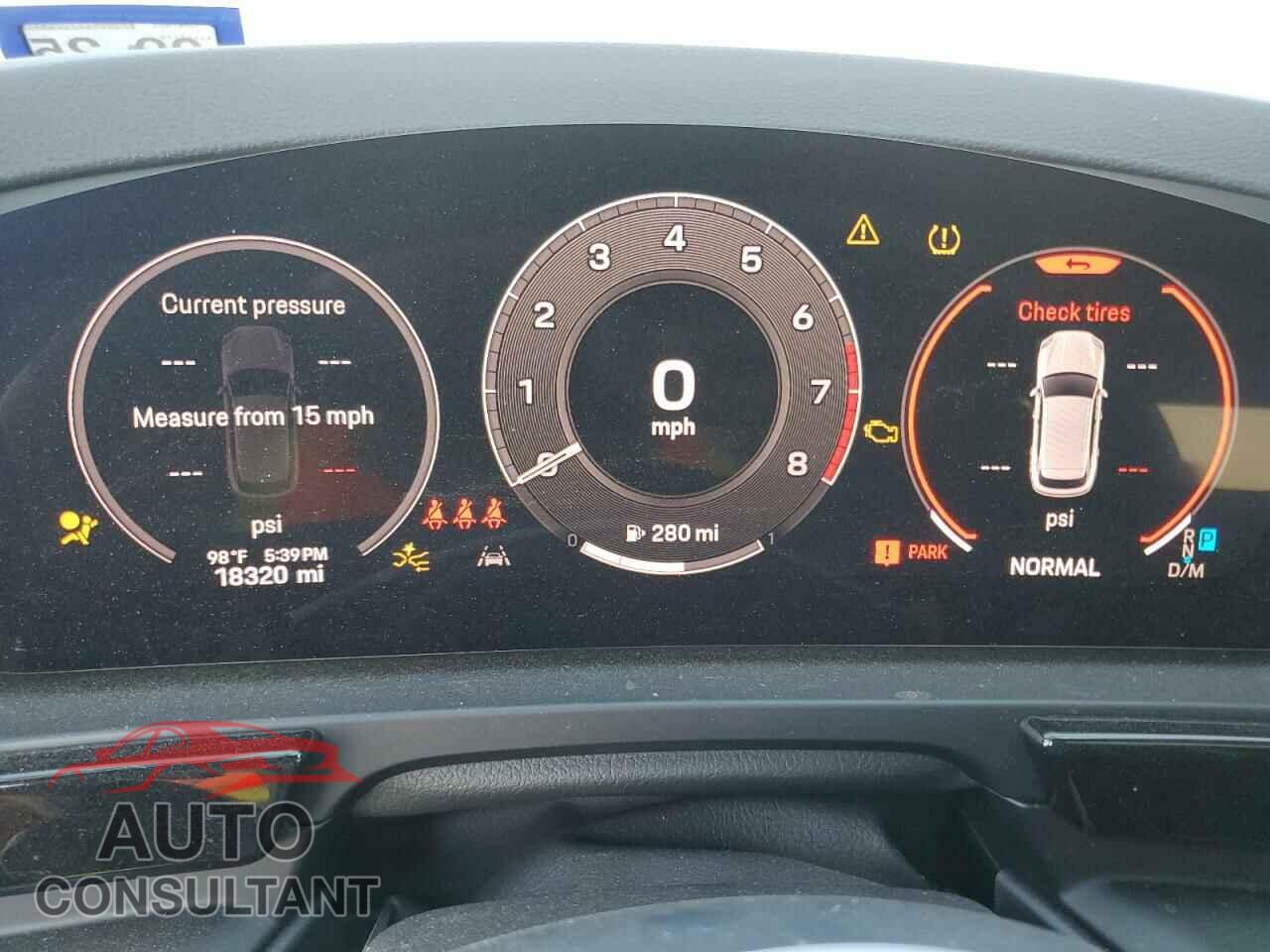 PORSCHE CAYENNE 2024 - WP1AA2AY4RDA04588