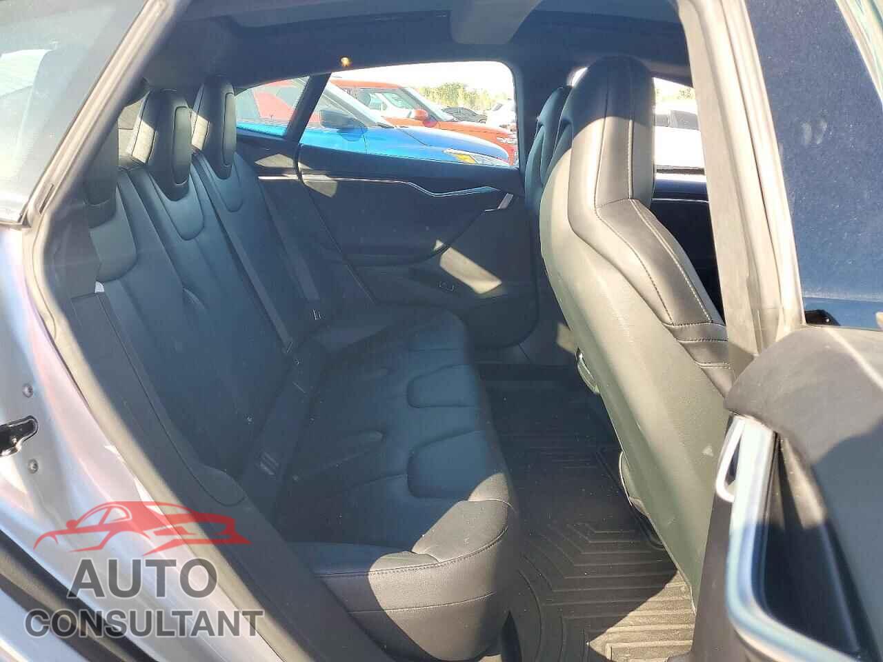 TESLA MODEL S 2016 - 5YJSA1E29GF157219