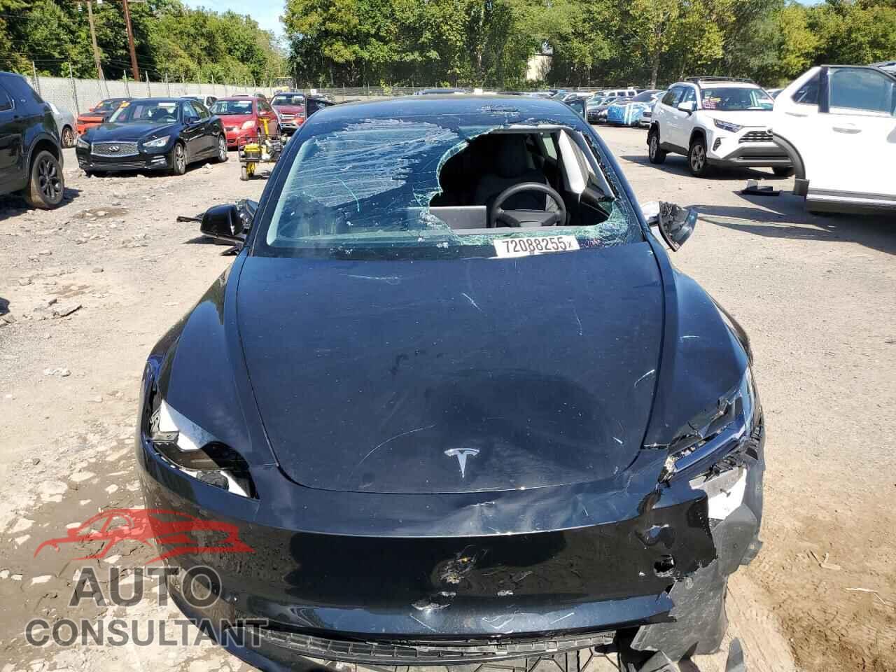 TESLA MODEL 3 2024 - 5YJ3E1EB7RF816085