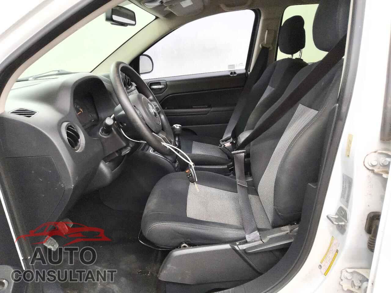 JEEP COMPASS 2015 - 1C4NJDBB2FD202882