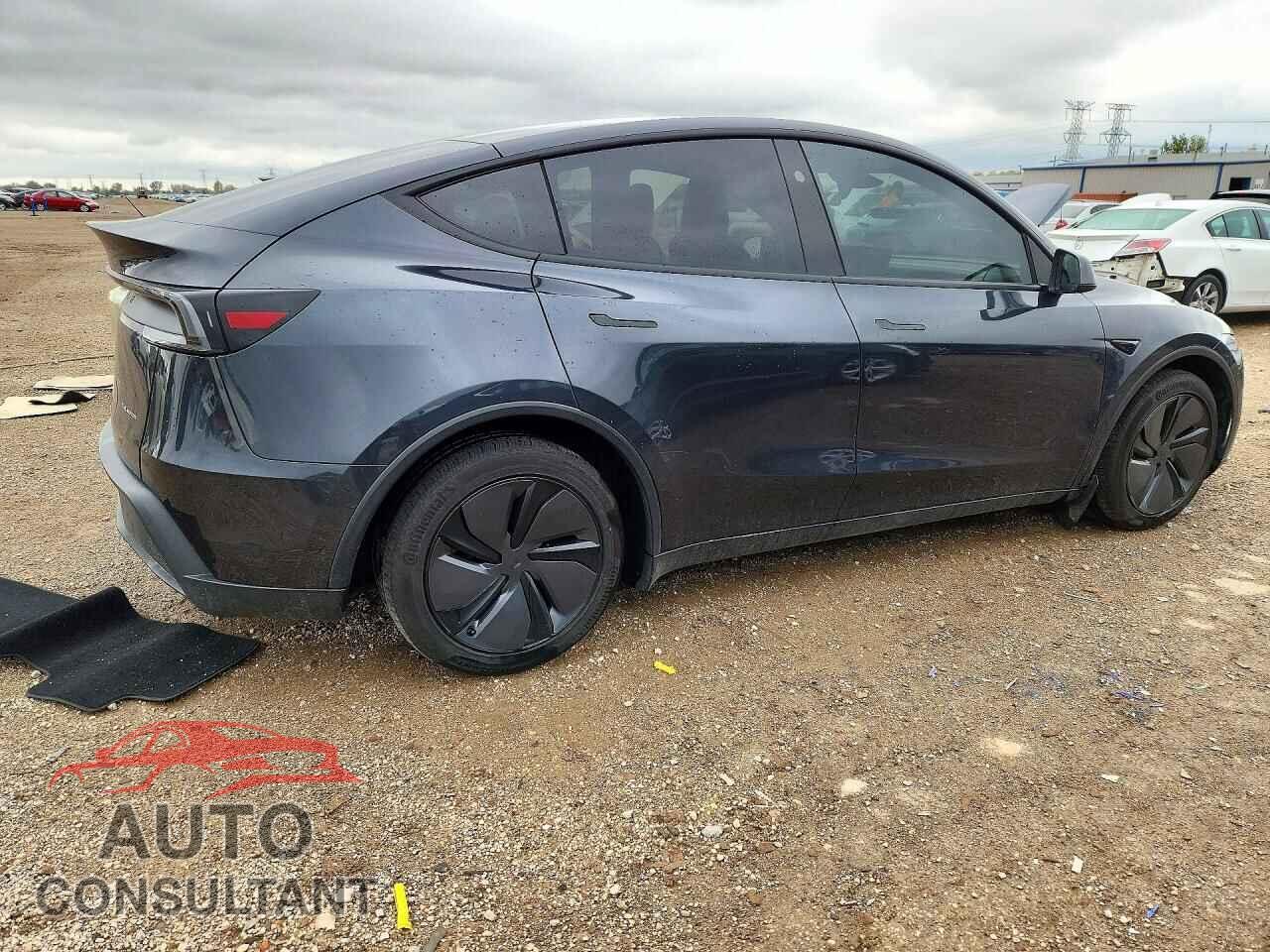 TESLA MODEL Y 2026 - 7SAYGDEEXTF407553
