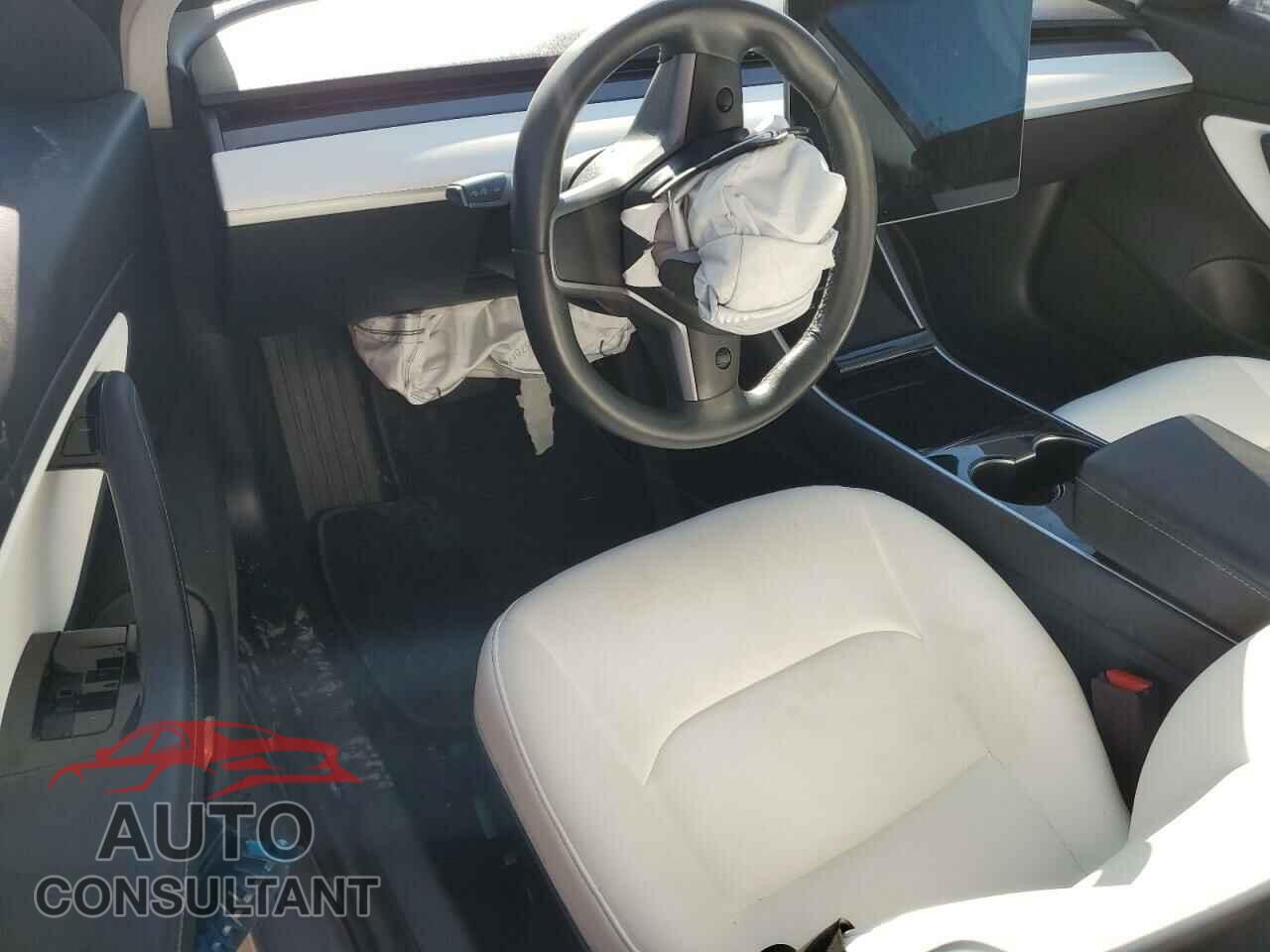 TESLA MODEL 3 2018 - 5YJ3E1EB8JF097319