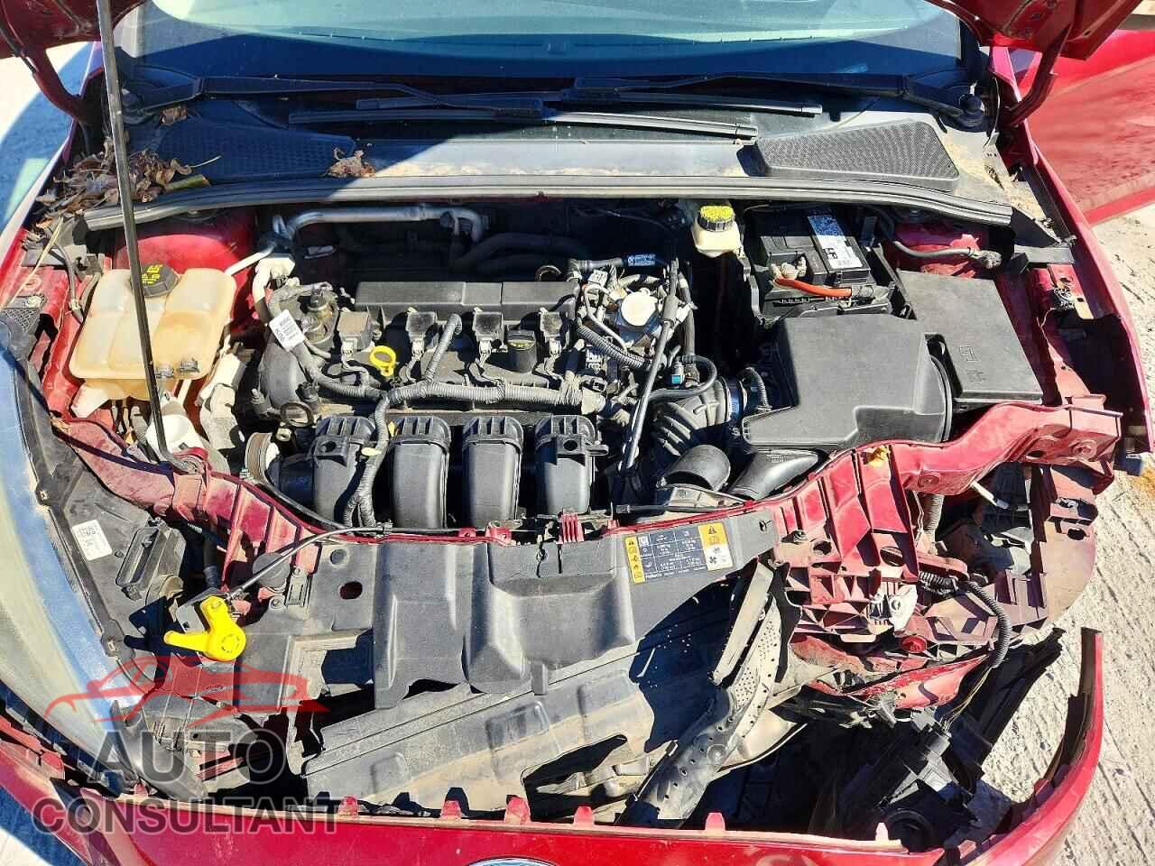 FORD FOCUS 2017 - 1FADP3K28HL243682
