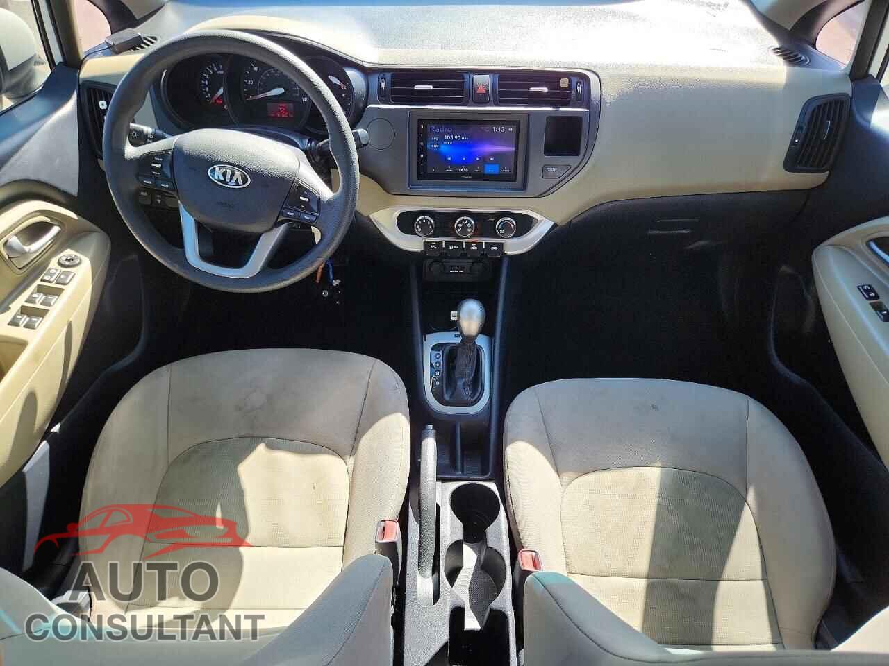 KIA RIO 2014 - KNADM4A3XE6328520