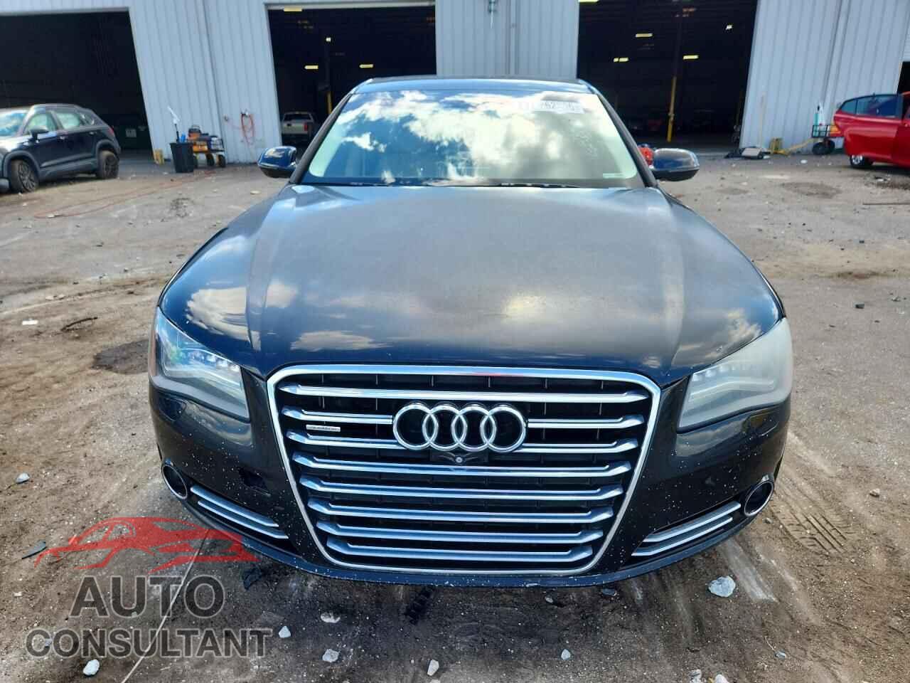 AUDI A8 2014 - WAURMAFD8EN005305