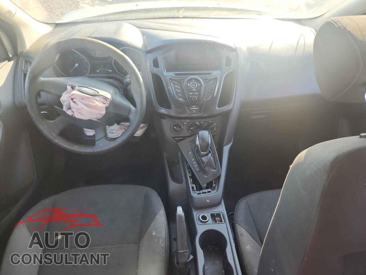 FORD FOCUS 2014 - 1FADP3E25EL142414