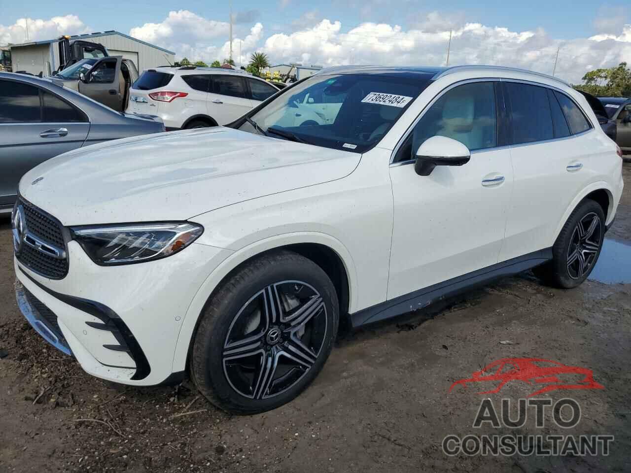 MERCEDES-BENZ GLC-CLASS 2024 - W1NKM4GB2RF172836