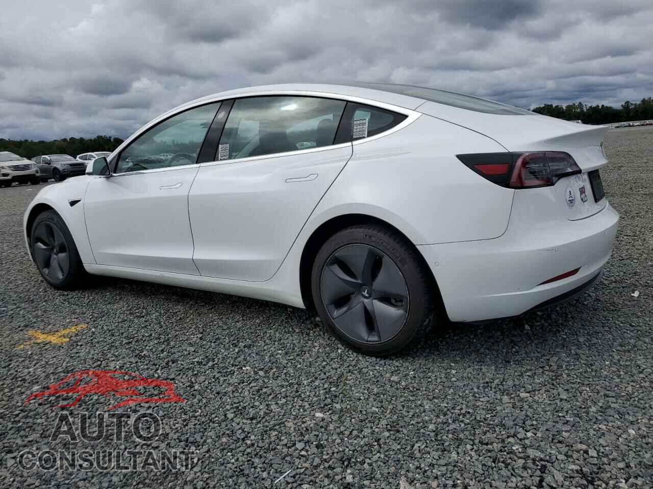 TESLA MODEL 3 2020 - 5YJ3E1EAXLF659084