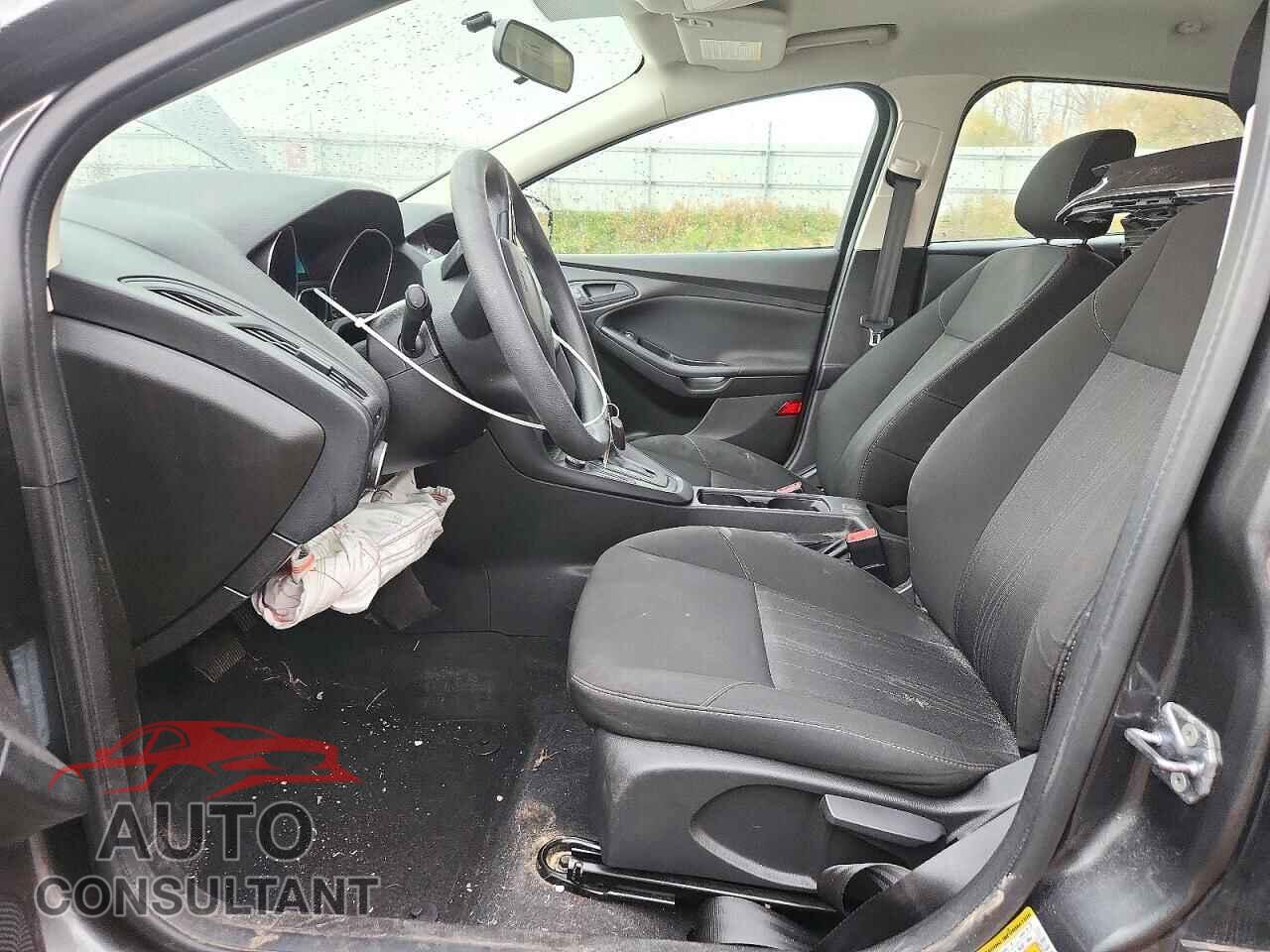 FORD FOCUS 2017 - 1FADP3E27HL214010