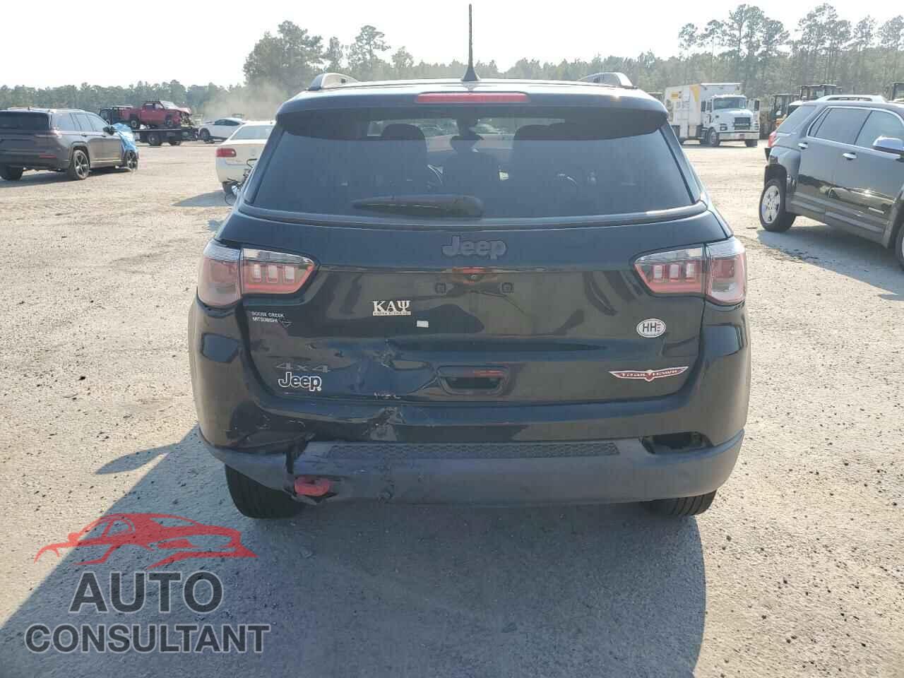 JEEP COMPASS 2017 - 3C4NJDDB0HT674315