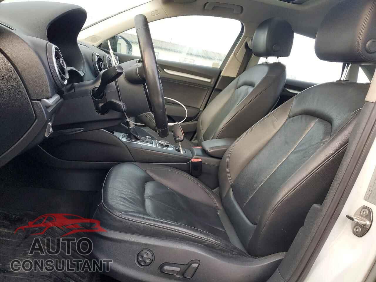 AUDI A3 2015 - WAUACGFF1F1069523