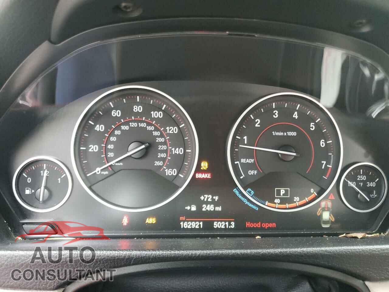 BMW 3 SERIES 2016 - WBA8E9G53GNU28018